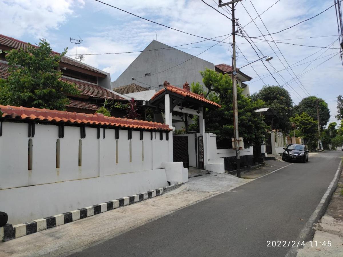 Kelana 2 Nice Homestay 三宝垄 外观 照片